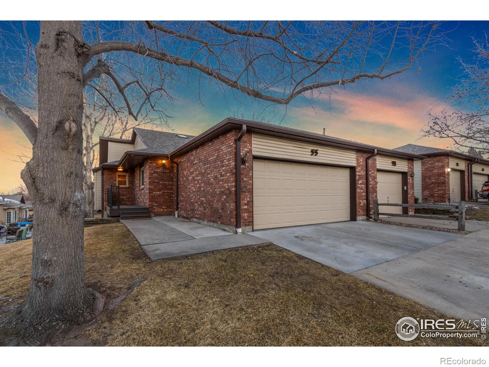 1001  43rd Avenue, greeley MLS: 4567891038923 Beds: 4 Baths: 3 Price: $350,500
