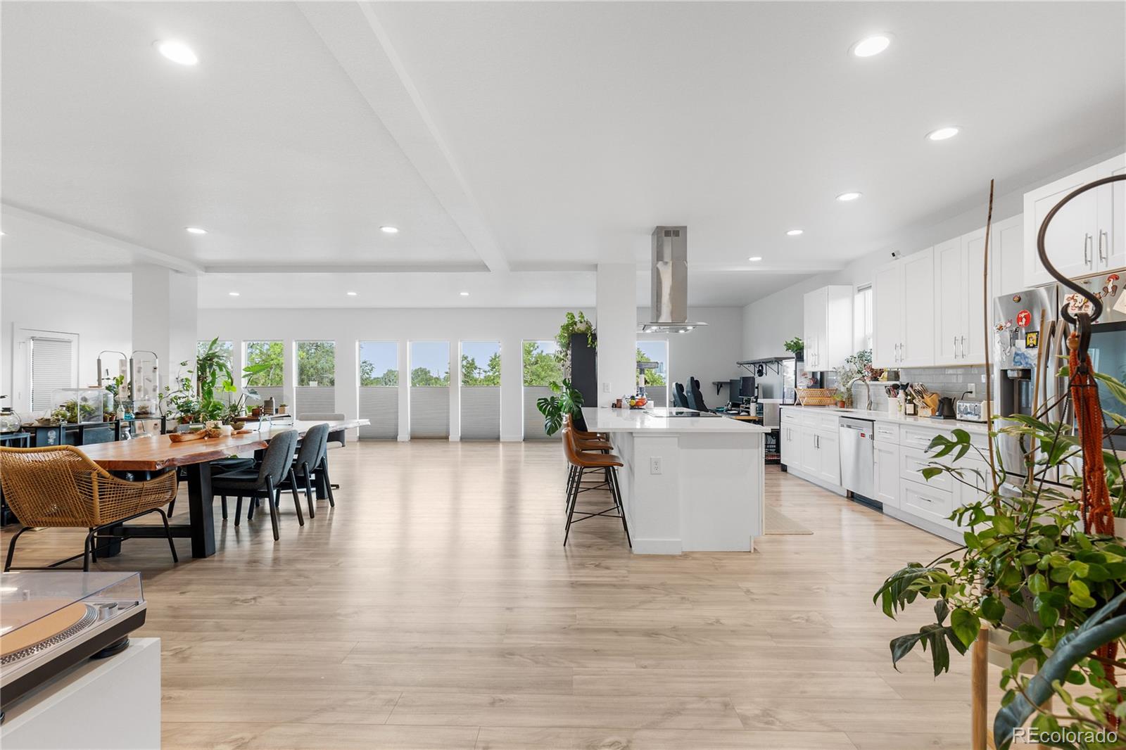 1400 W Alaska Place, denver MLS: 3757680 Beds: 4 Baths: 3 Price: $950,000