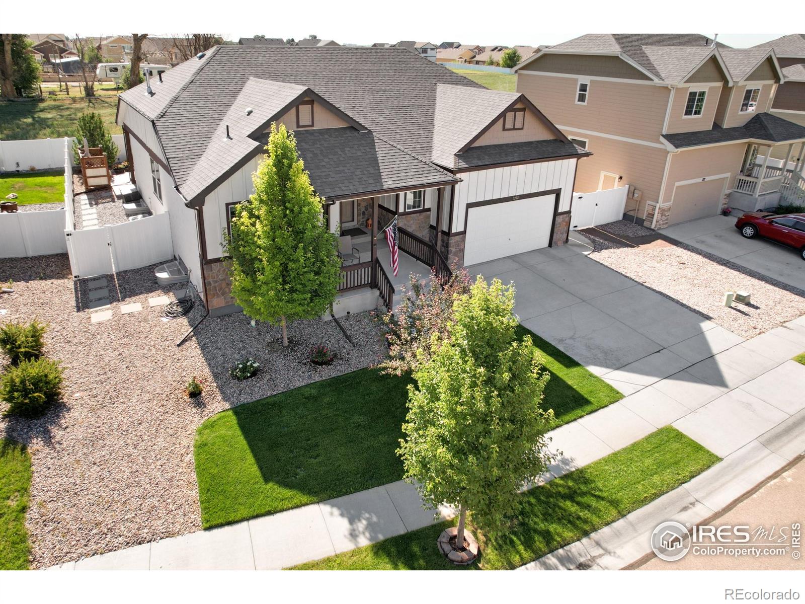 1210  Muskox Street, severance  House Search MLS Picture