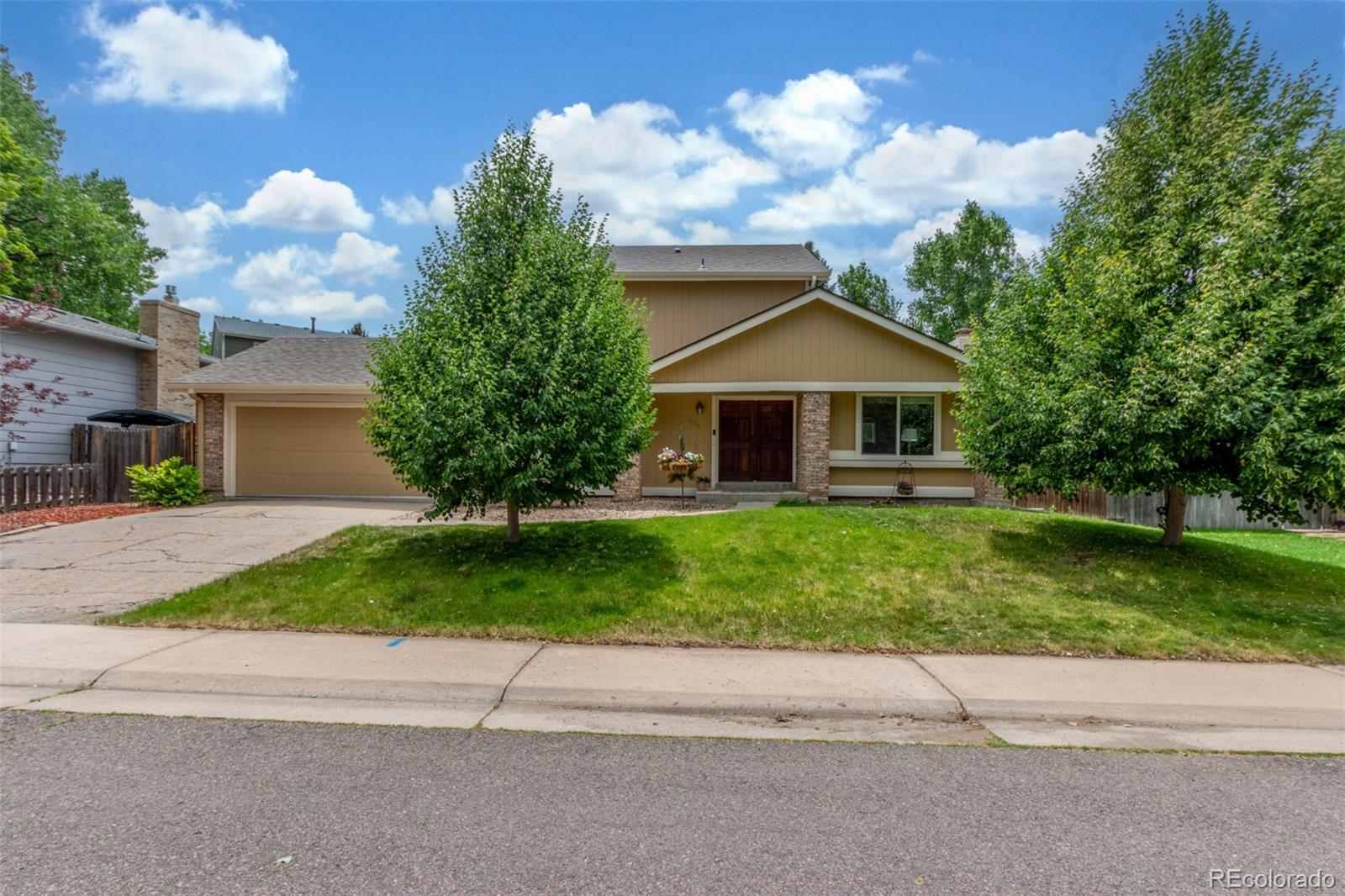 7762 W Ottawa Place, littleton MLS: 8834398 Beds: 4 Baths: 3 Price: $635,000