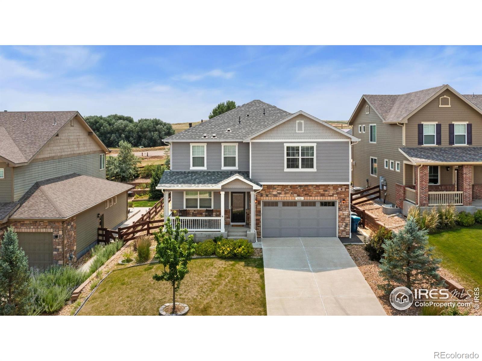 2283  Stonefish Drive, windsor MLS: 4567891038993 Beds: 4 Baths: 3 Price: $575,000