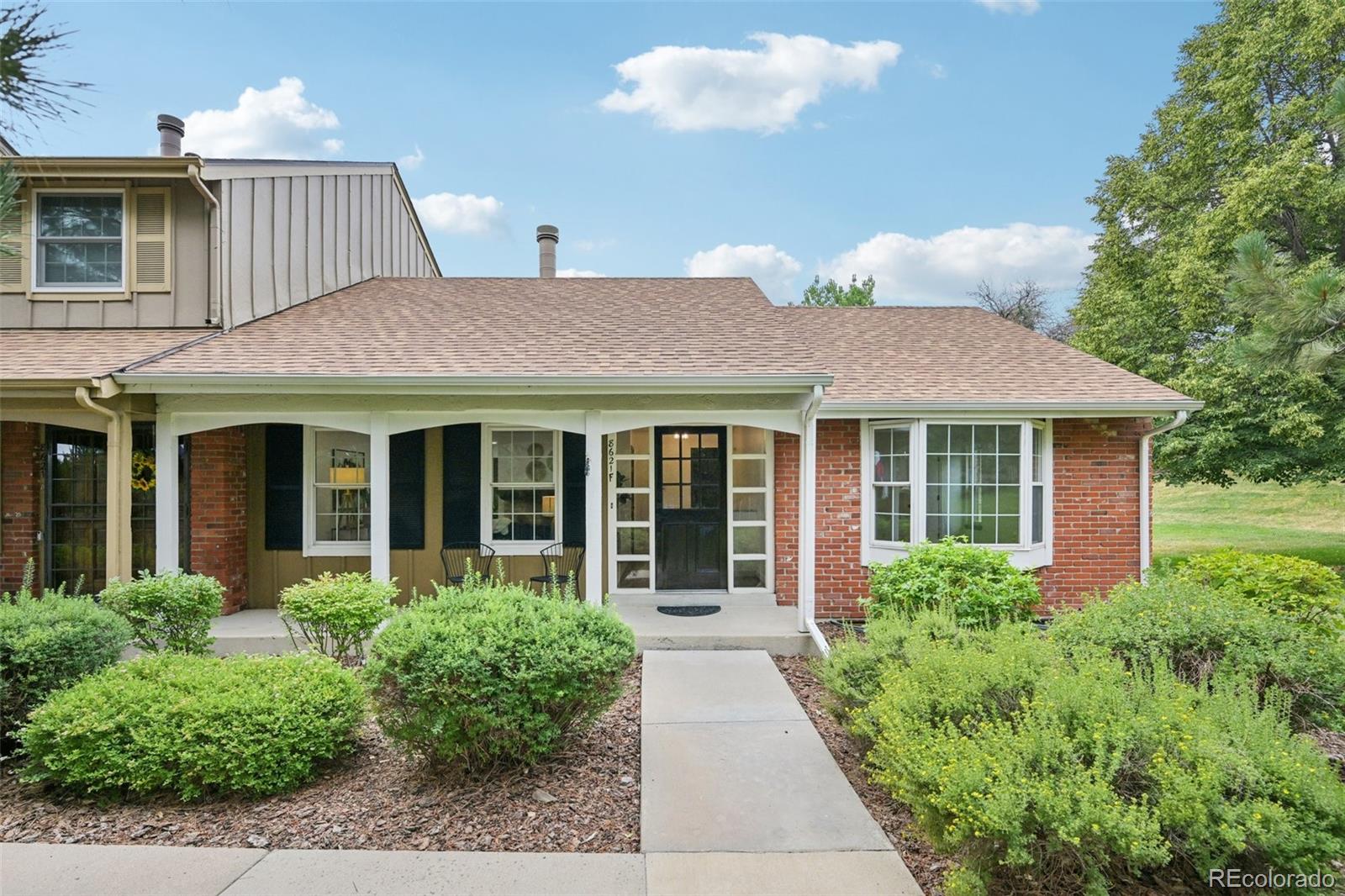 8621  E Yale Ave , denver MLS: 7541834 Beds: 3 Baths: 3 Price: $525,000