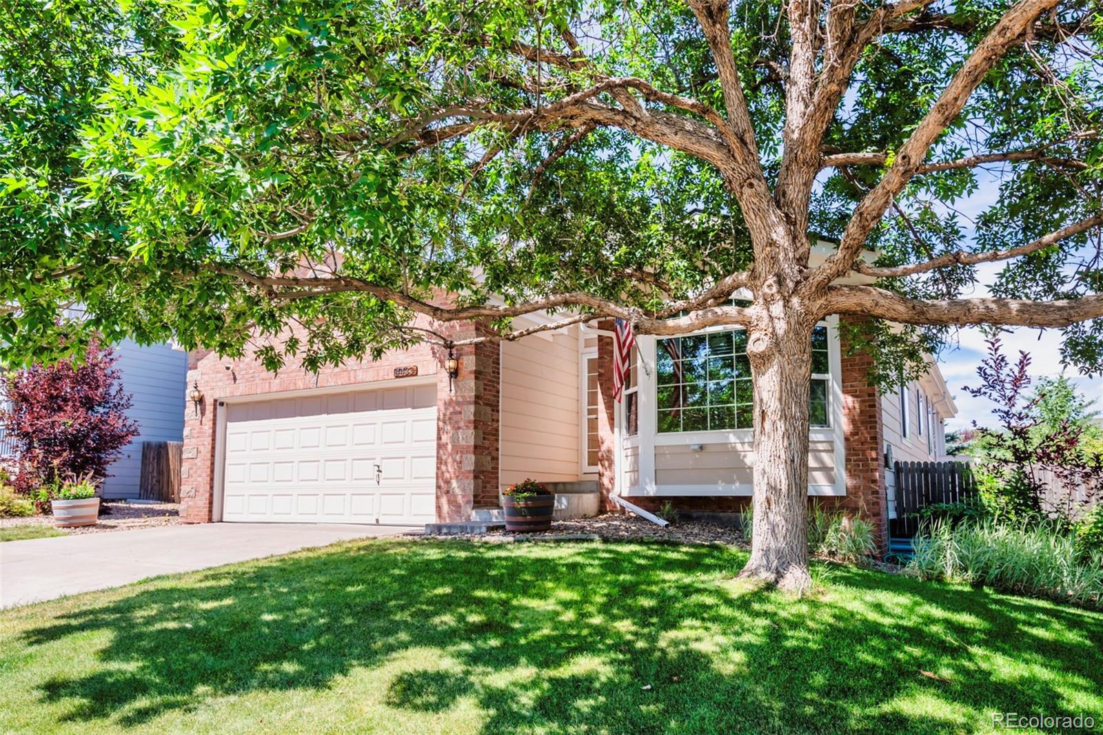4433 S Himalaya Circle, aurora MLS: 8964305 Beds: 4 Baths: 3 Price: $575,000