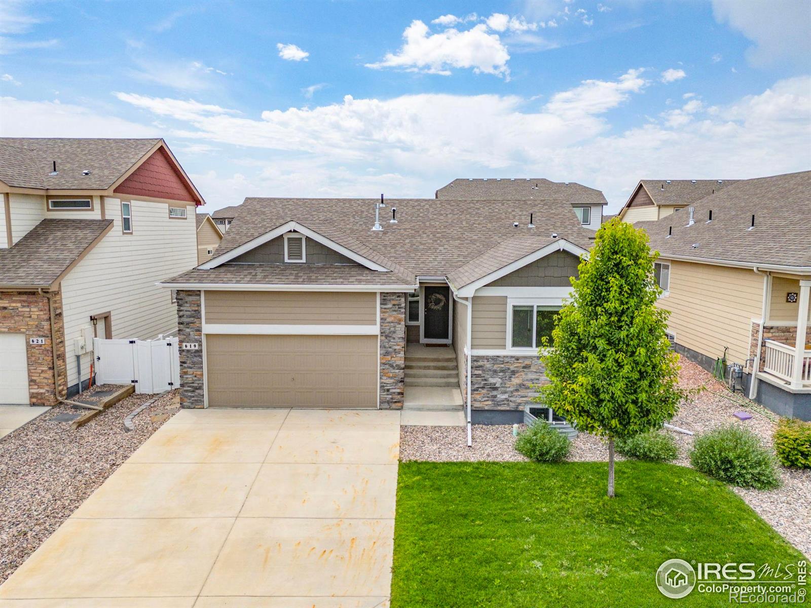 619  Rosedale Street, severance MLS: 4567891039076 Beds: 5 Baths: 3 Price: $515,000