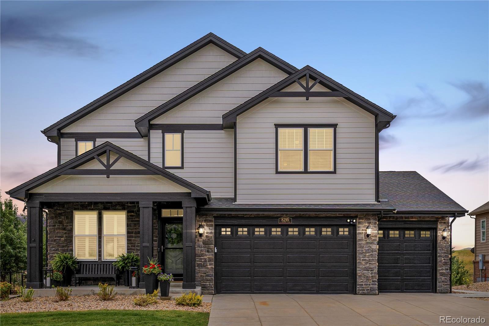 8295 S Country Club Parkway, aurora  House Search MLS Picture