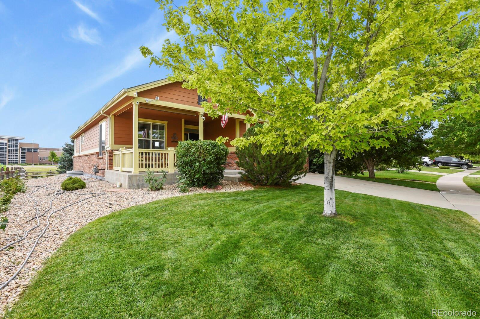 514 N Flat Rock Street, aurora MLS: 8552065 Beds: 3 Baths: 3 Price: $580,000