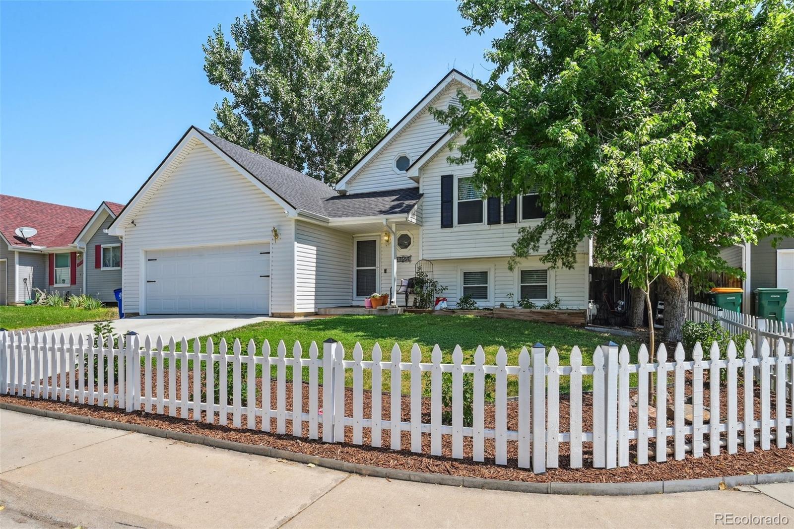 17557 E Chenango Drive, aurora MLS: 2723002 Beds: 4 Baths: 2 Price: $509,900