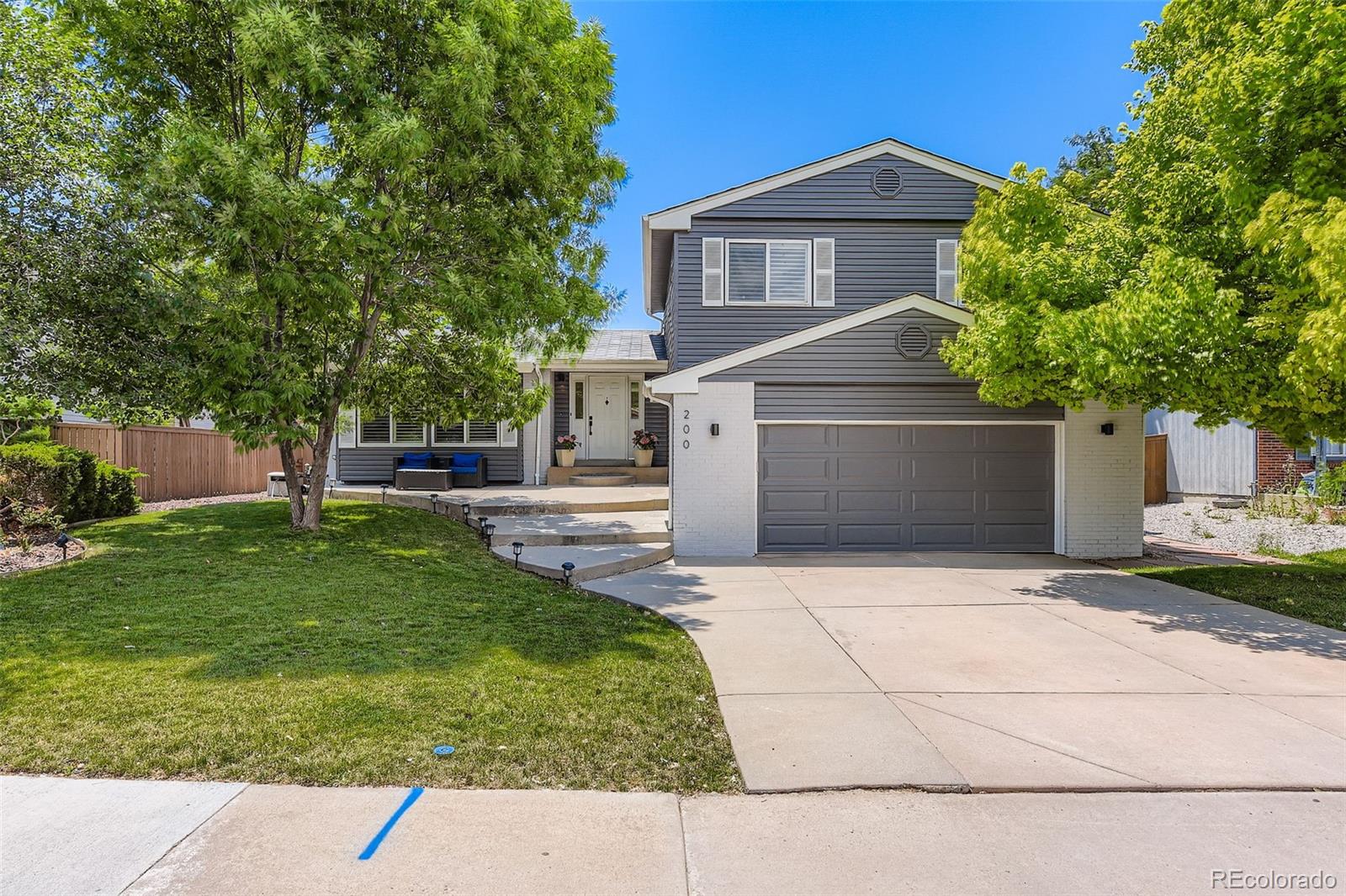 200  Prairie Ridge Road, highlands ranch MLS: 4132662 Beds: 5 Baths: 4 Price: $720,000