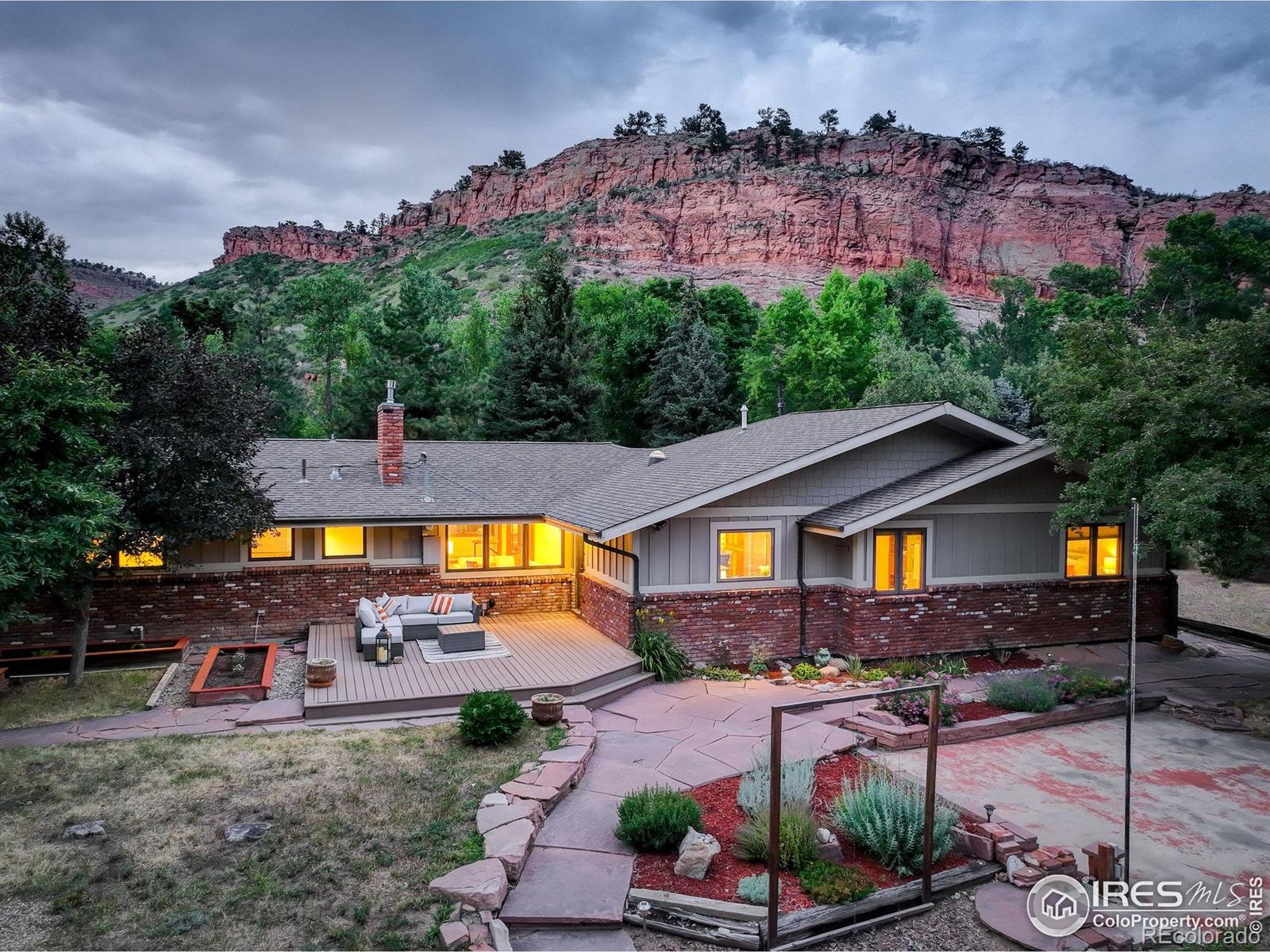 lyons  House Search Picture