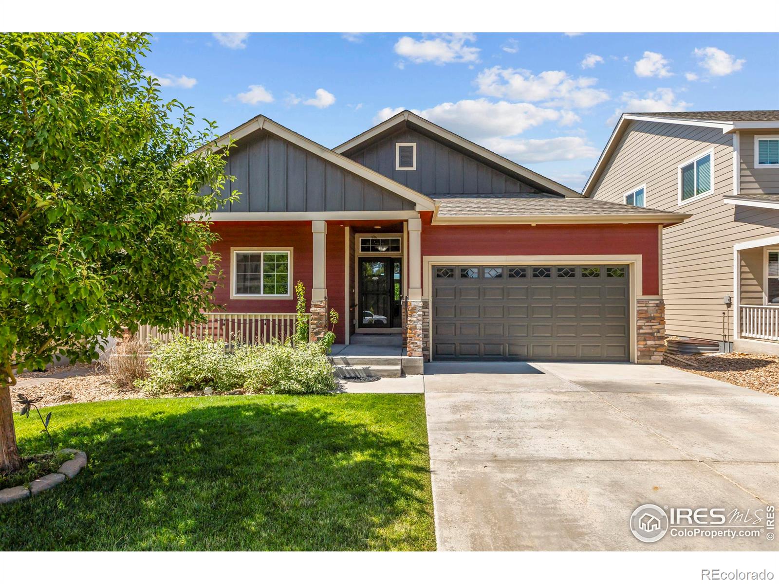 2968  Hydra Drive, loveland MLS: 4567891039138 Beds: 5 Baths: 3 Price: $575,000