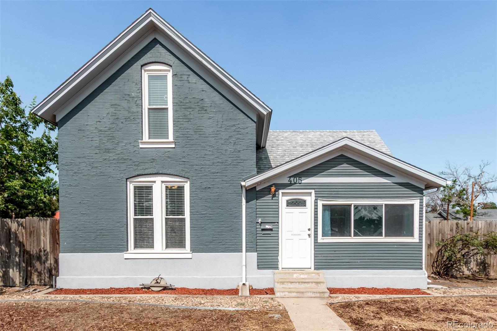 405 S 4th Avenue, brighton MLS: 2817717 Beds: 3 Baths: 2 Price: $470,000
