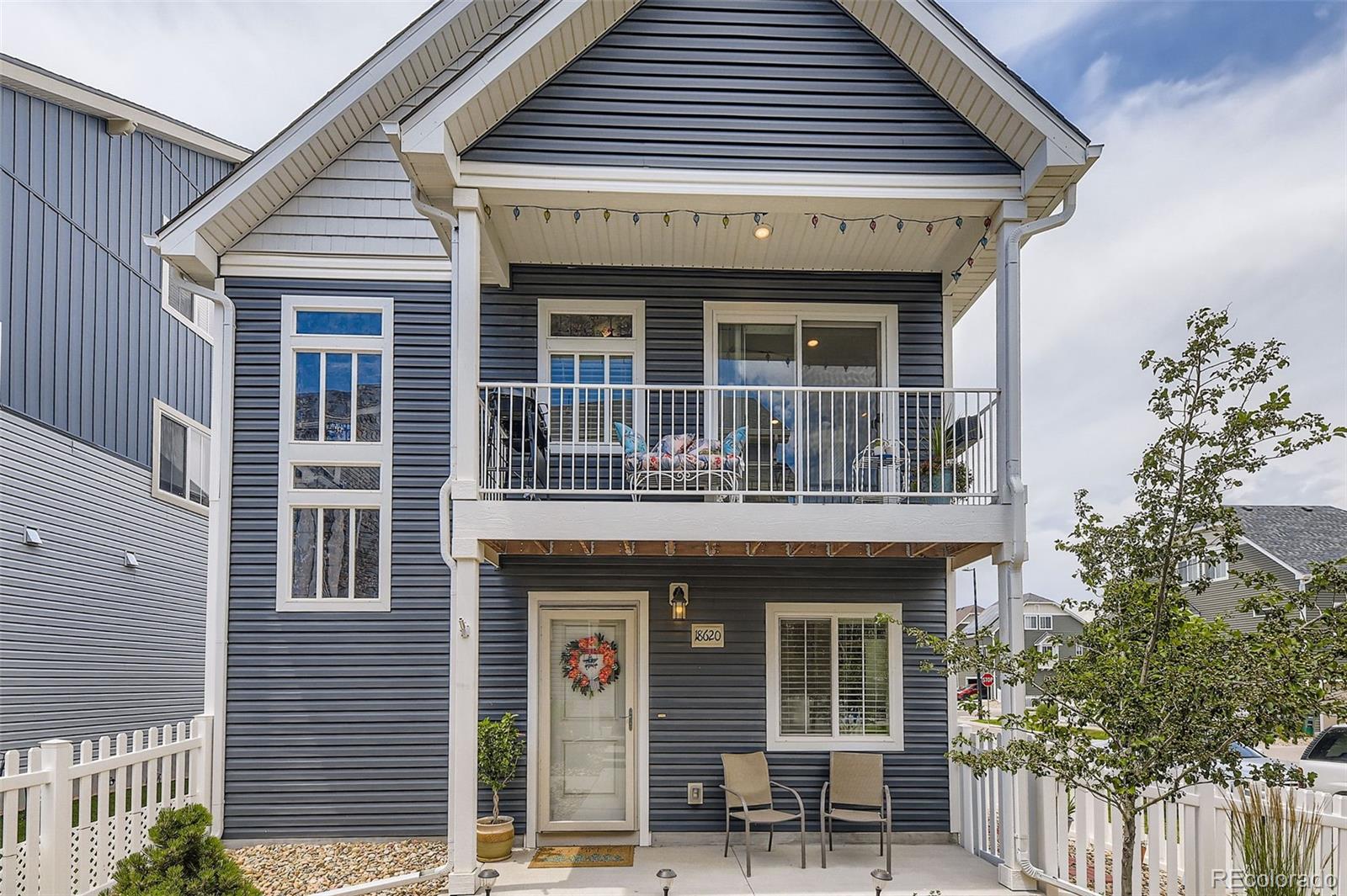 18620 E 53rd Drive, denver MLS: 1556788 Beds: 2 Baths: 1 Price: $360,000