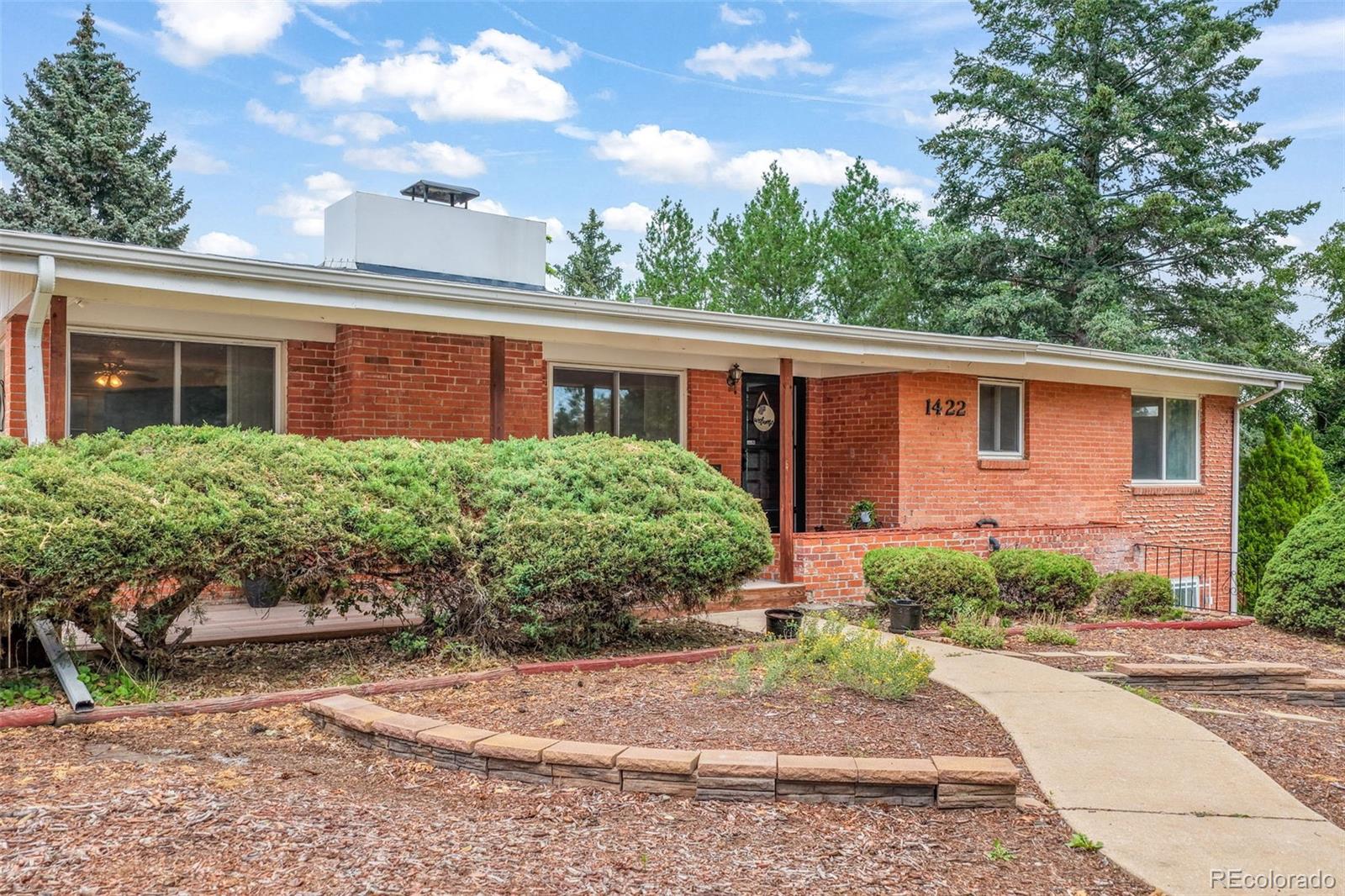 1422  Iowa Avenue, colorado springs  House Search MLS Picture