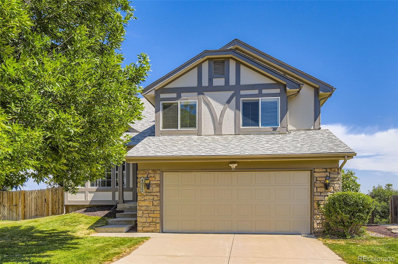 4822 S Bahama Way, aurora MLS: 2454704 Beds: 4 Baths: 3 Price: $579,000