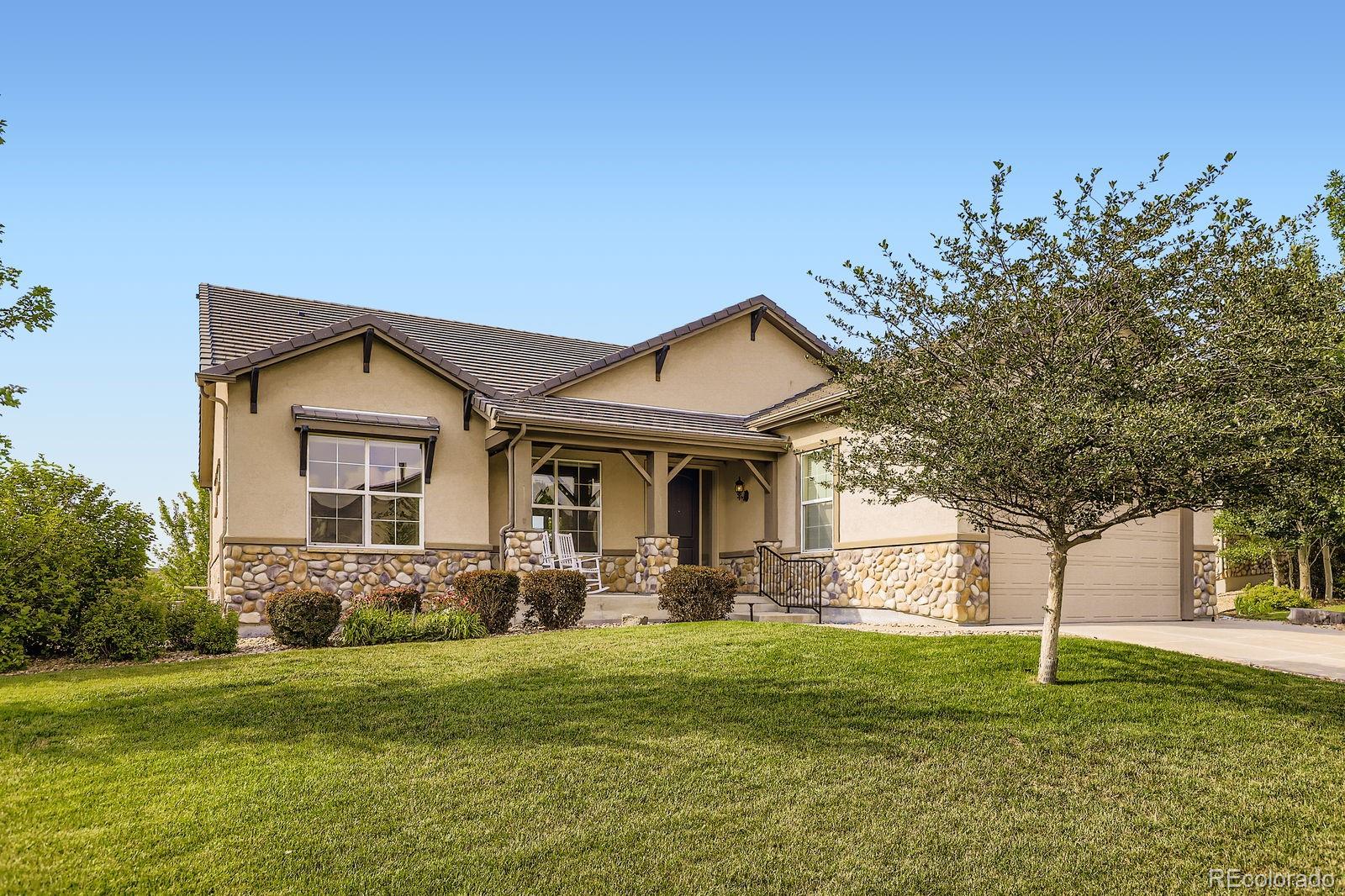 16075  Quandary Loop, broomfield MLS: 3317253 Beds: 3 Baths: 3 Price: $975,000