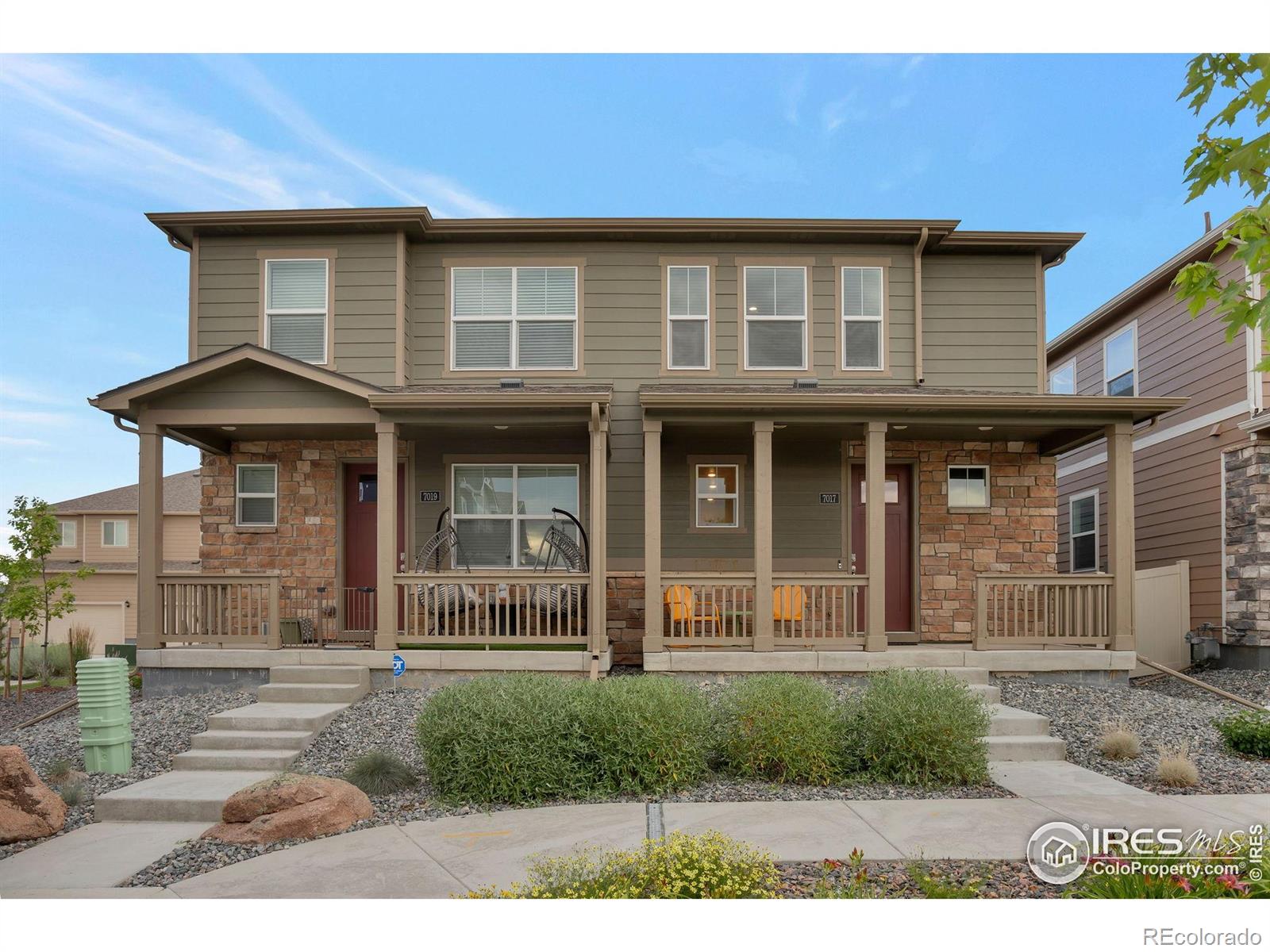 7017  Kali Court, frederick MLS: 4567891039302 Beds: 3 Baths: 3 Price: $450,000