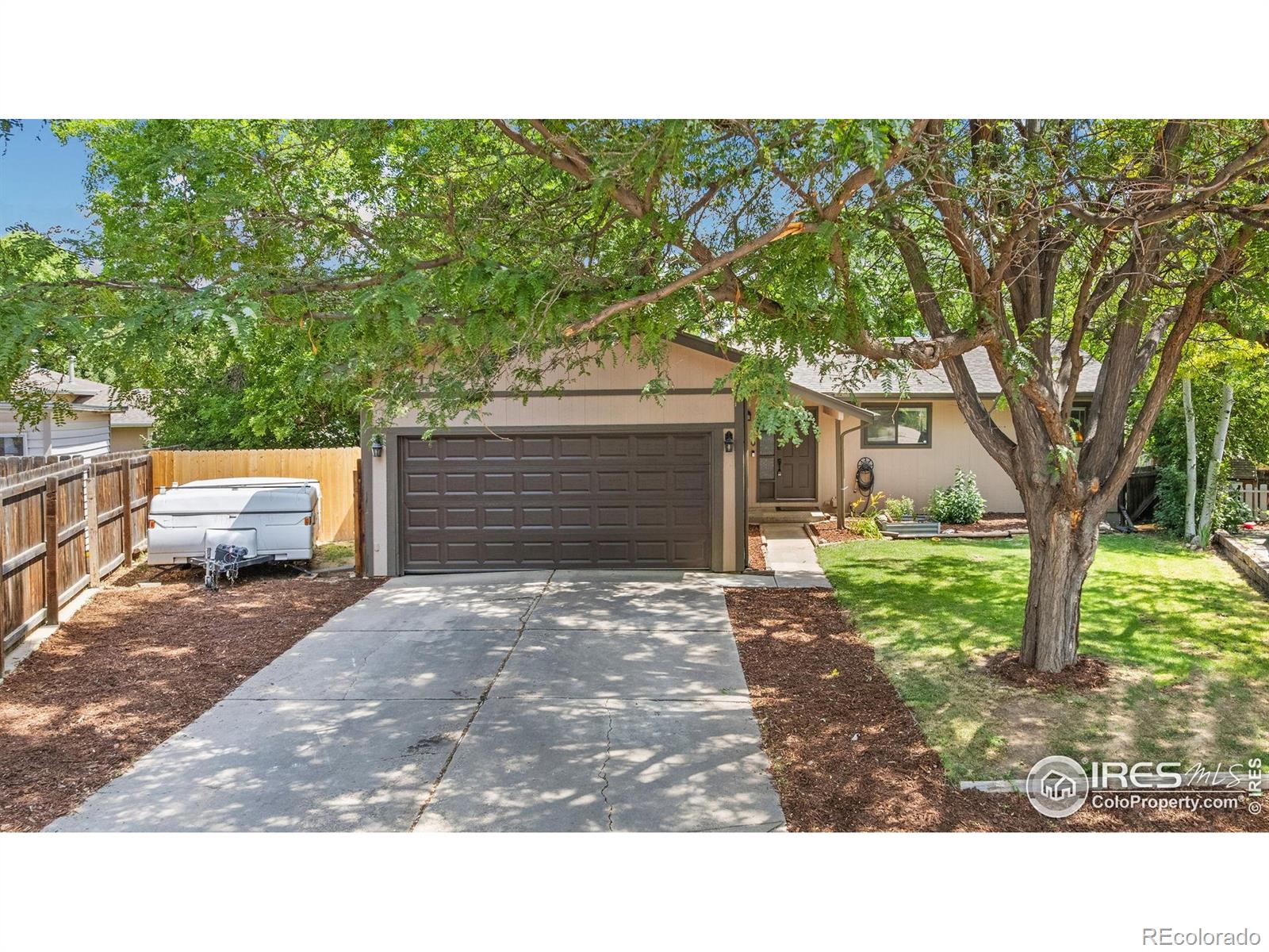 2102  Clarice Court, loveland MLS: 4567891039318 Beds: 4 Baths: 2 Price: $475,000