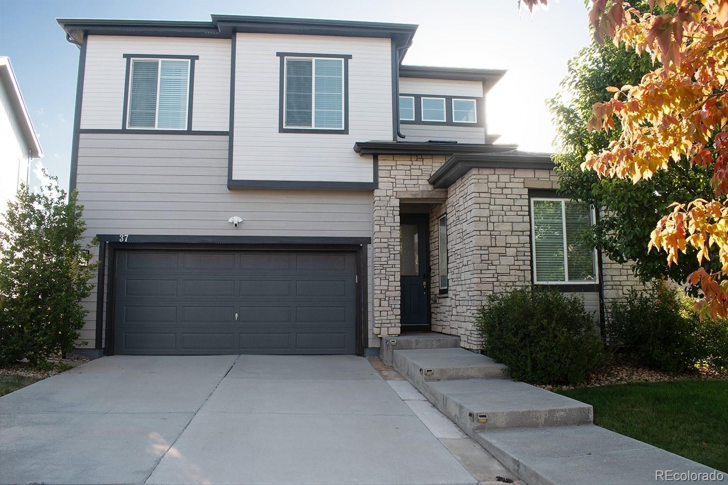 37  Starlight Circle, erie MLS: 2891128 Beds: 3 Baths: 3 Price: $720,000