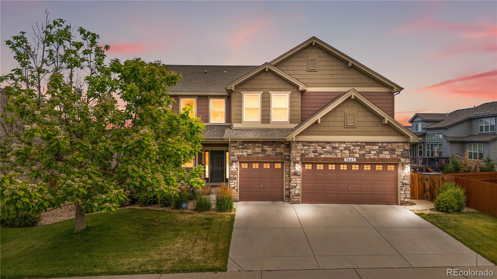 7647 E 122nd Avenue, thornton MLS: 3426953 Beds: 5 Baths: 4 Price: $849,900