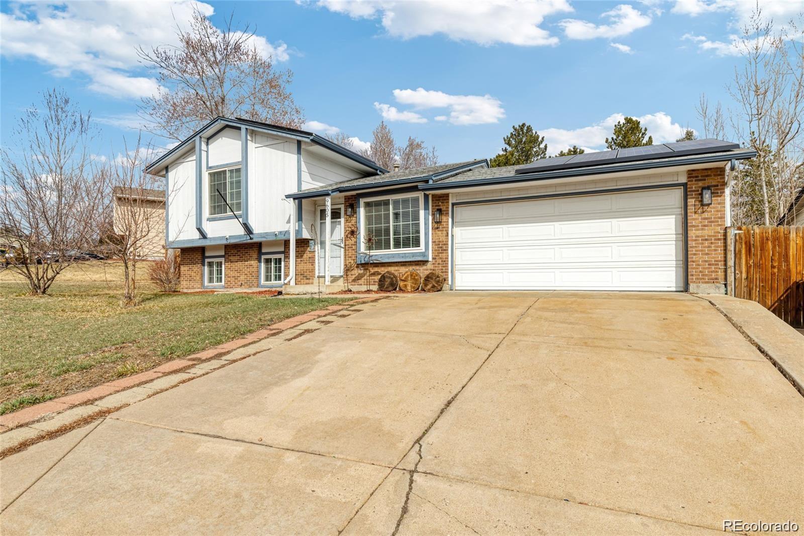 9605 W David Avenue, littleton MLS: 2840746 Beds: 4 Baths: 2 Price: $540,000