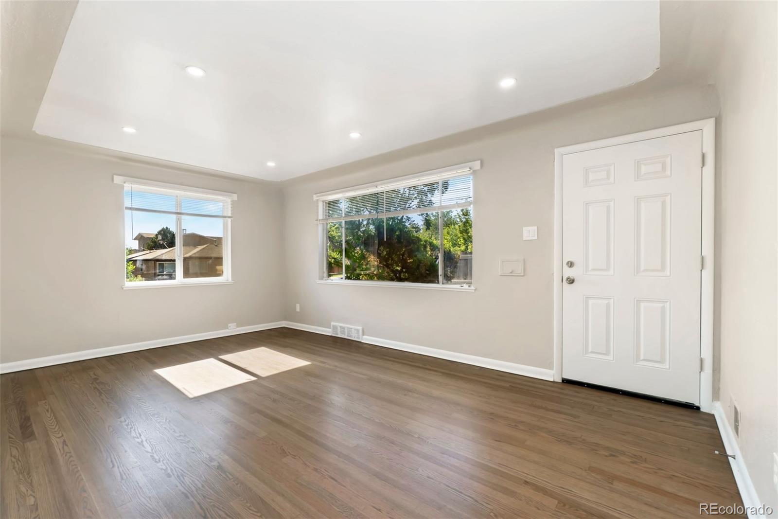 3327  Krameria Street, denver MLS: 3091800 Beds: 6 Baths: 3 Price: $725,000