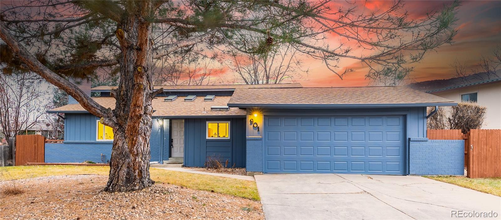901  Delphi Drive, lafayette MLS: 2037456 Beds: 4 Baths: 3 Price: $765,000