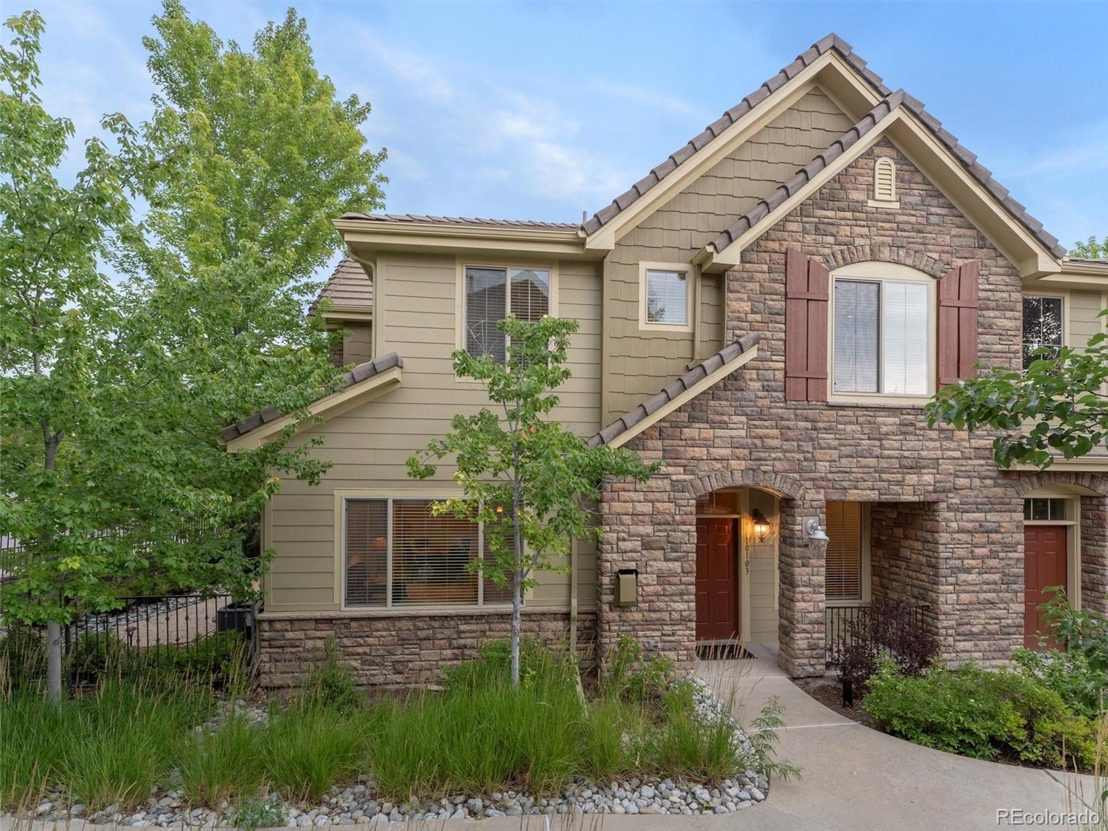 10103  Bluffmont Lane, lone tree MLS: 3936118 Beds: 2 Baths: 3 Price: $590,000