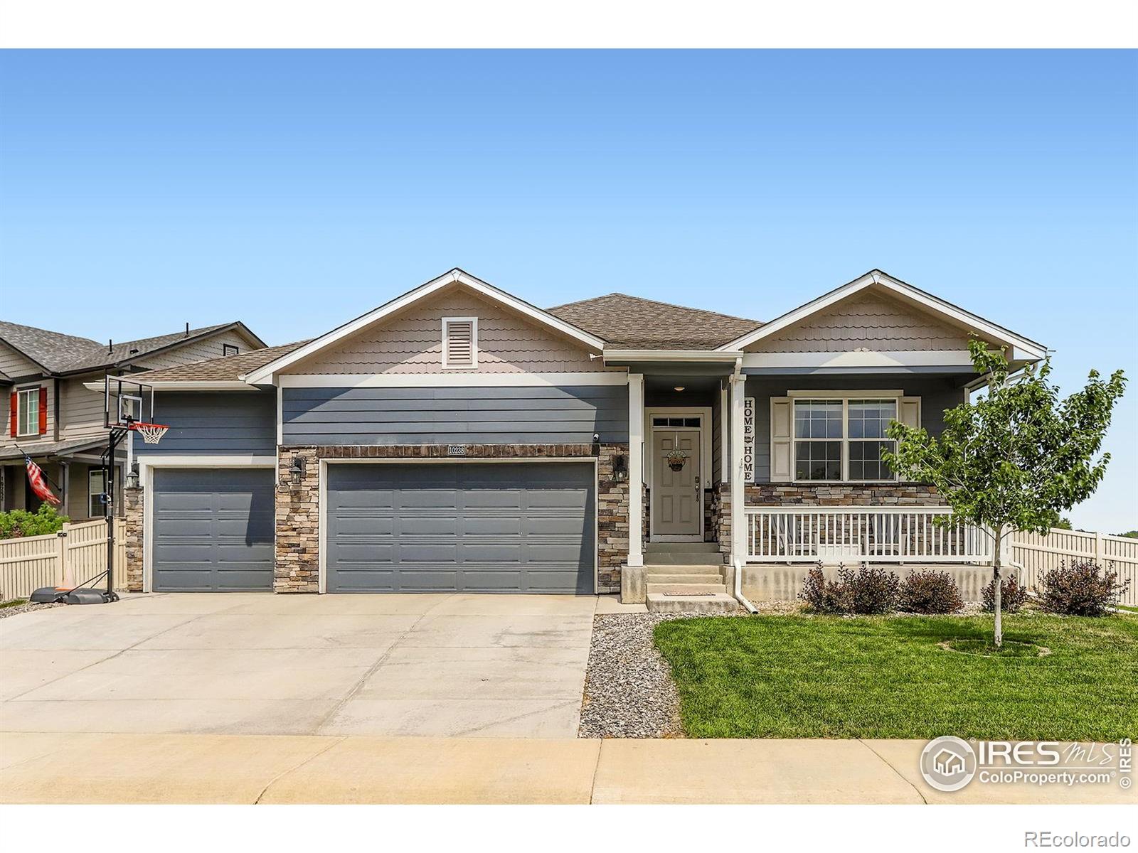 10238  Stagecoach Avenue, firestone MLS: 4567891039403 Beds: 4 Baths: 2 Price: $565,000