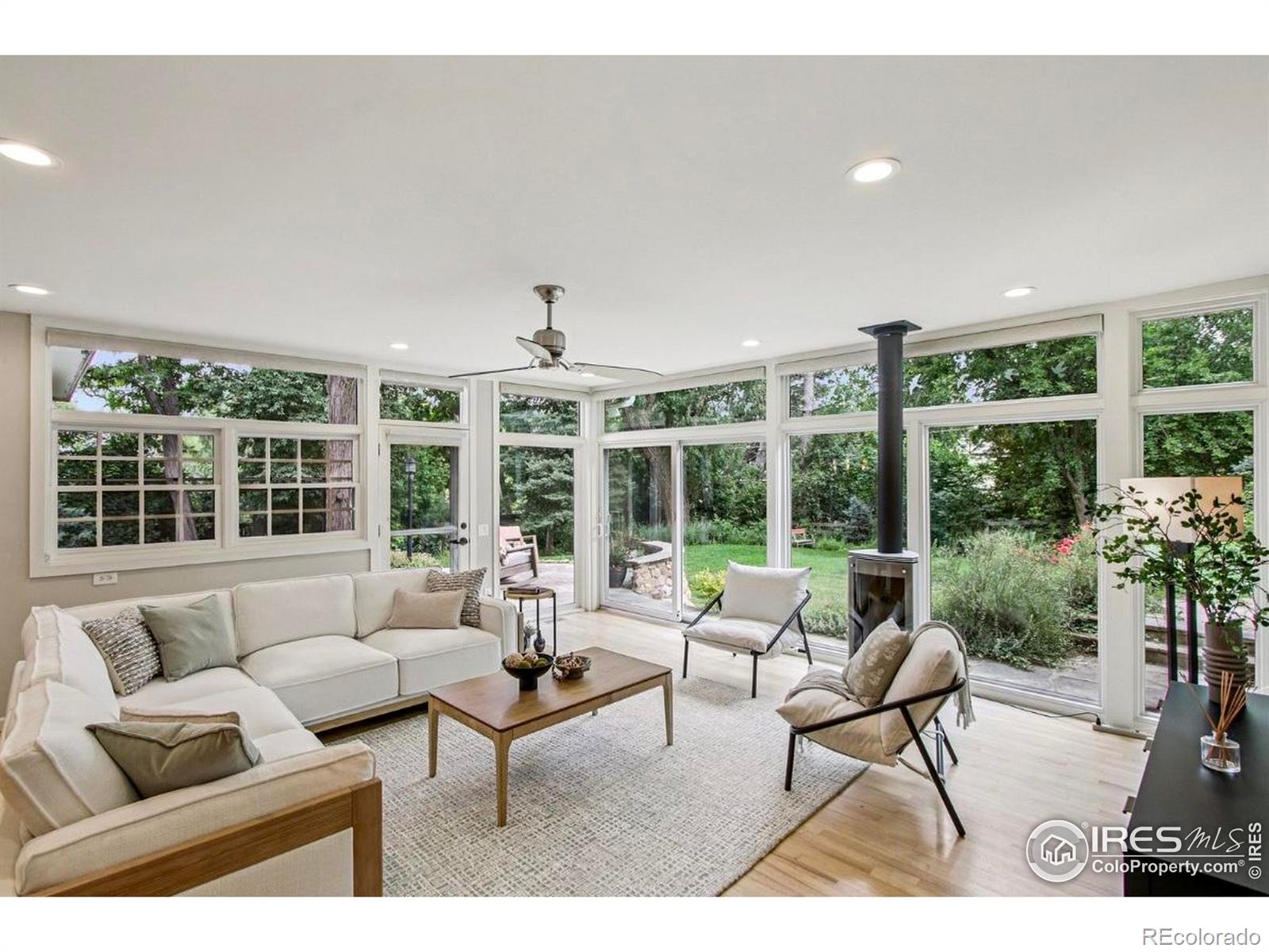 1516  Columbine Avenue, boulder MLS: 4567891039454 Beds: 5 Baths: 4 Price: $2,490,000