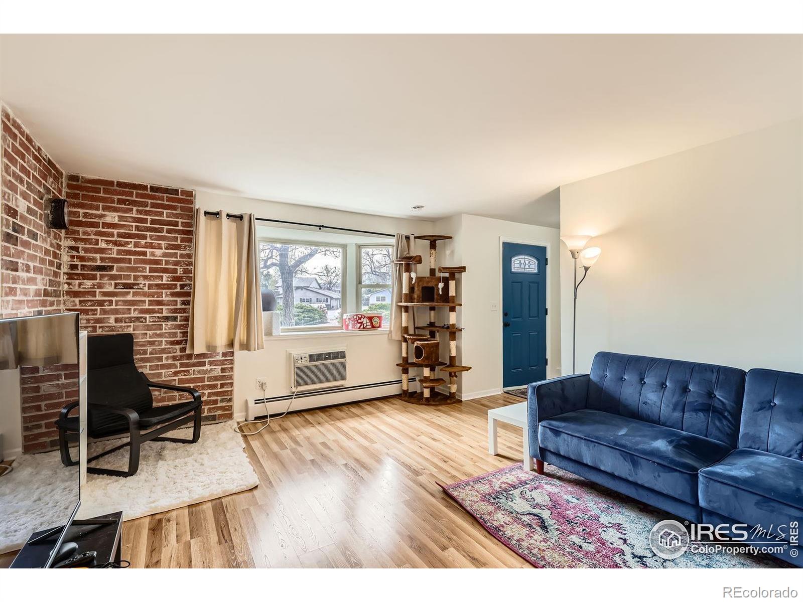 aurora  House Search Picture