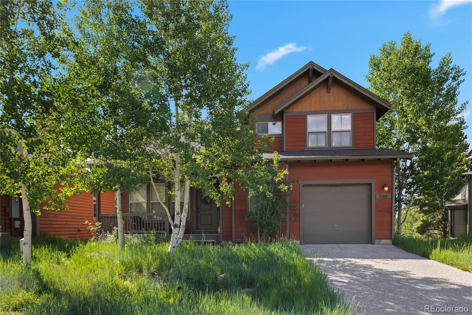 109  Deer Track Court, granby MLS: 8216012 Beds: 5 Baths: 3 Price: $985,000