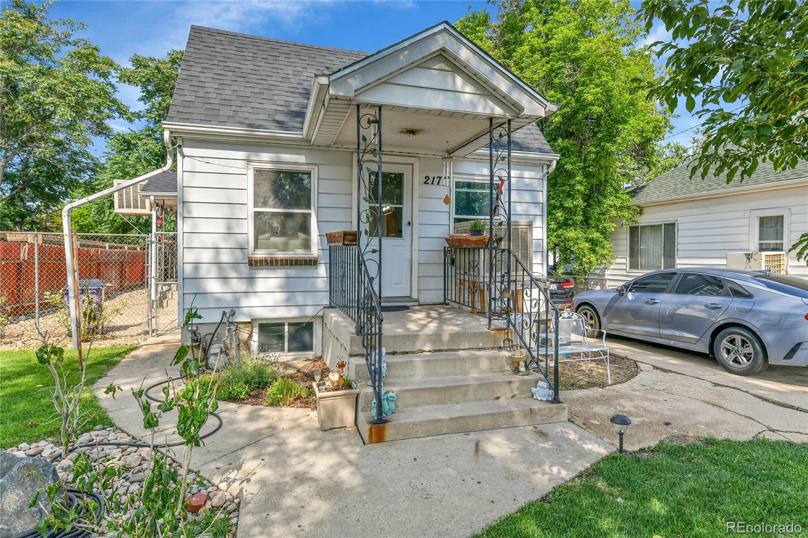 217  Irving Street, denver  House Search MLS Picture
