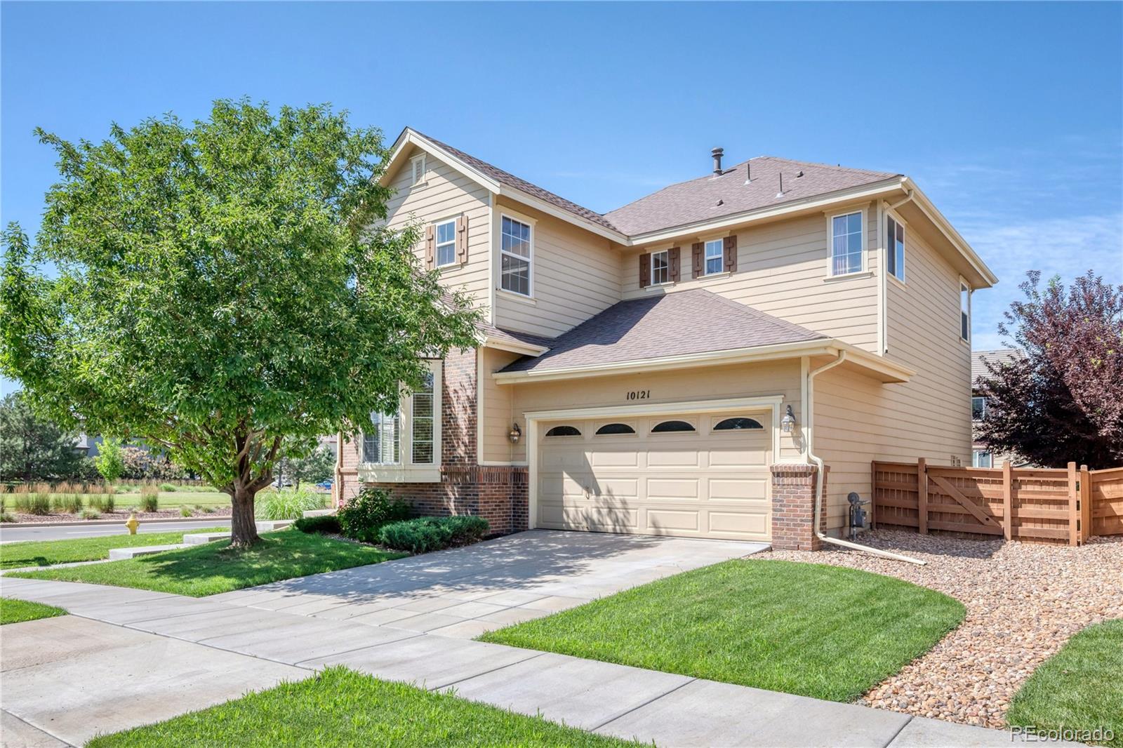 10121  Rifle Street, commerce city MLS: 2773308 Beds: 3 Baths: 3 Price: $549,000