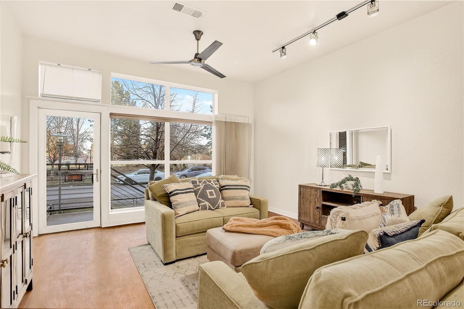 Belmar Lakewood Condo / Townhome | MLS #: 42555137240 W Custer Avenue 115, Lakewood Beds: 1 Baths: 1 Price: $345,000