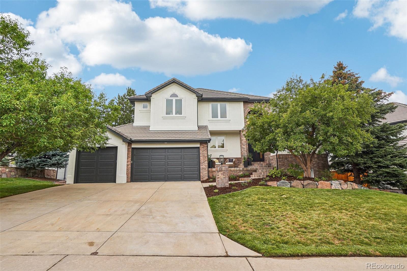 lone tree  House Search Picture