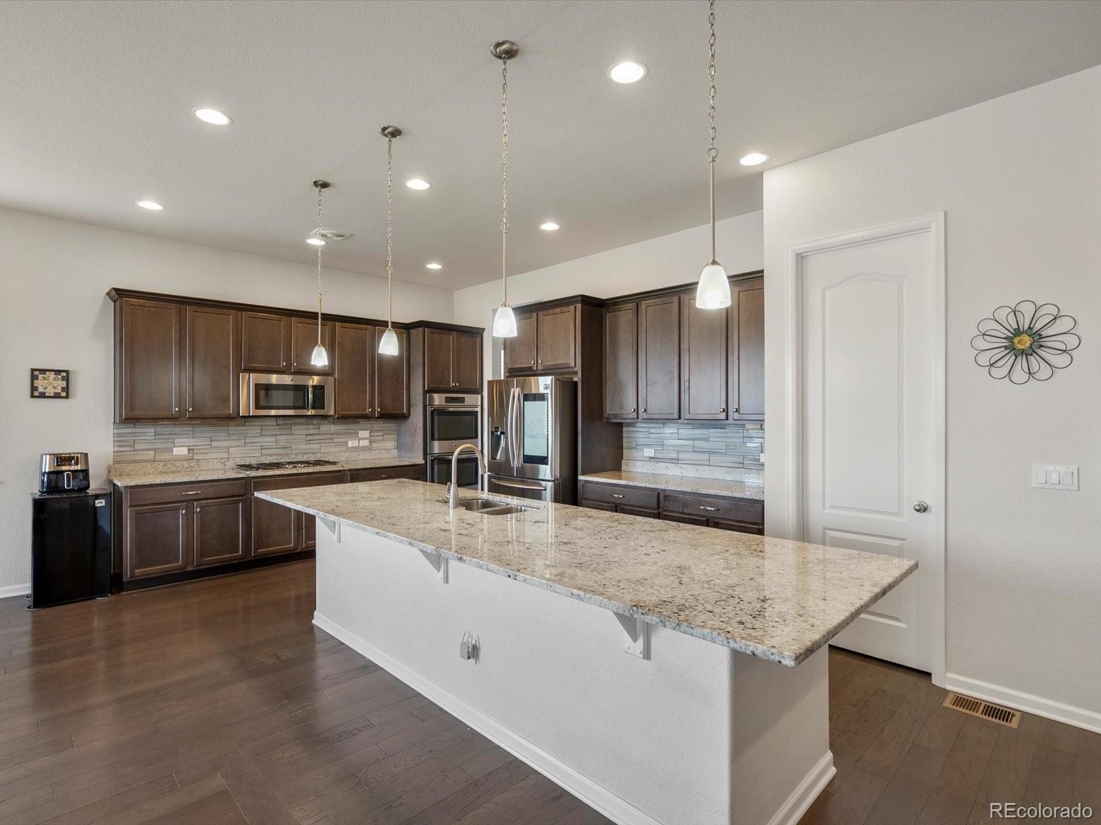 21437 E Union Place, aurora  House Search MLS Picture