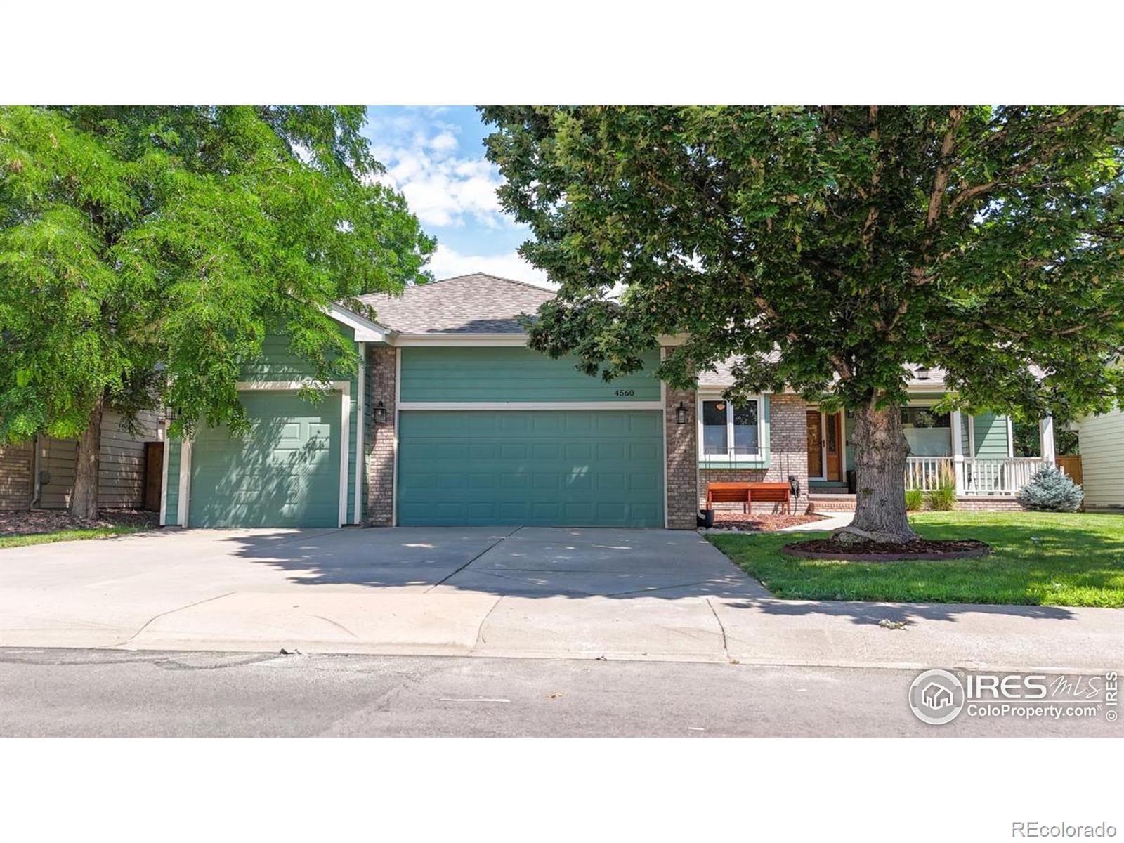 4560  Seaboard Lane, fort collins MLS: 4567891039630 Beds: 4 Baths: 3 Price: $700,000