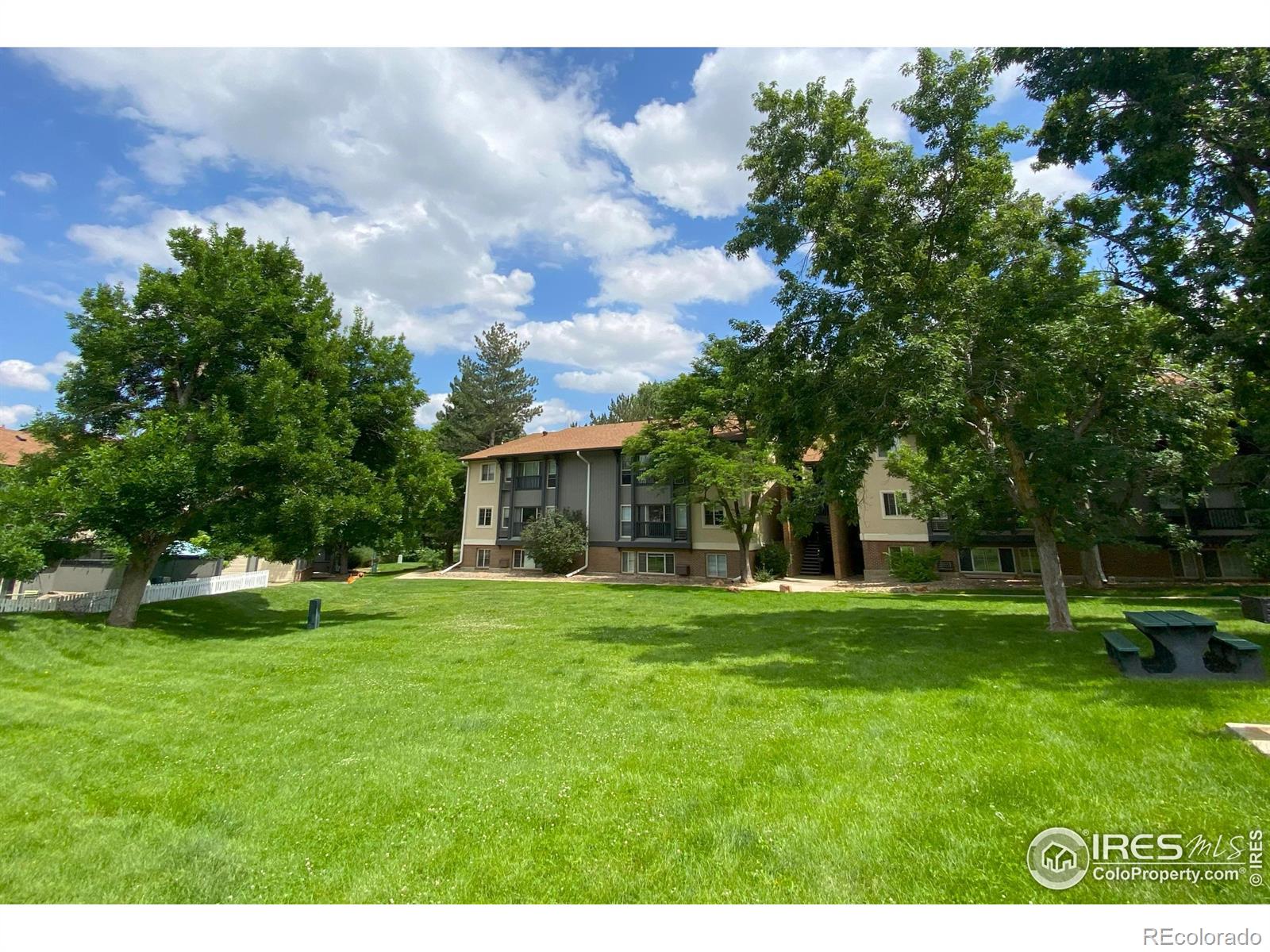 boulder  House Search Picture