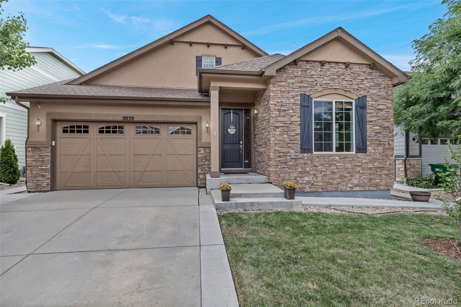 5039 S Ukraine Street, aurora MLS: 3041878 Beds: 4 Baths: 3 Price: $725,000