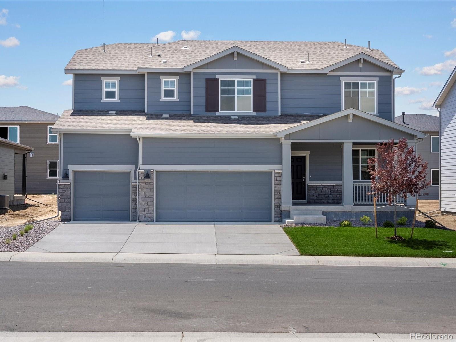 1604  Colorado River Drive, windsor MLS: 8424512 Beds: 5 Baths: 4 Price: $653,990