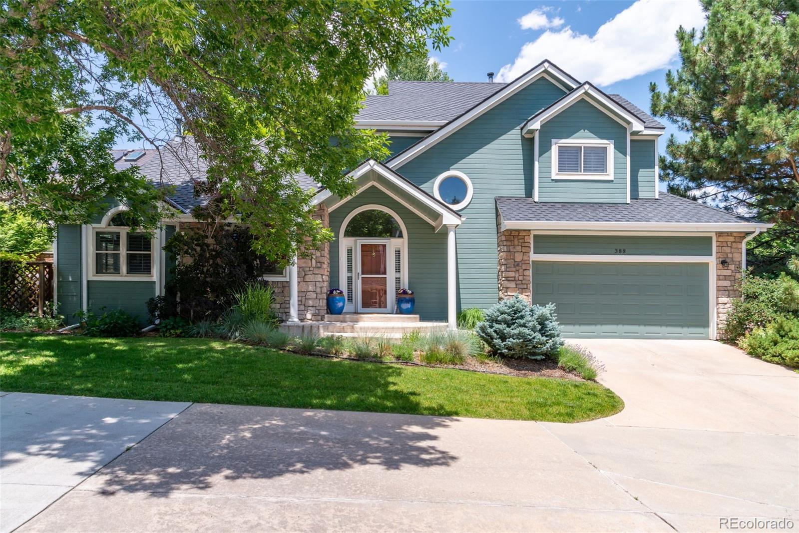 388  Fairfield Lane, louisville MLS: 6919650 Beds: 3 Baths: 4 Price: $995,000