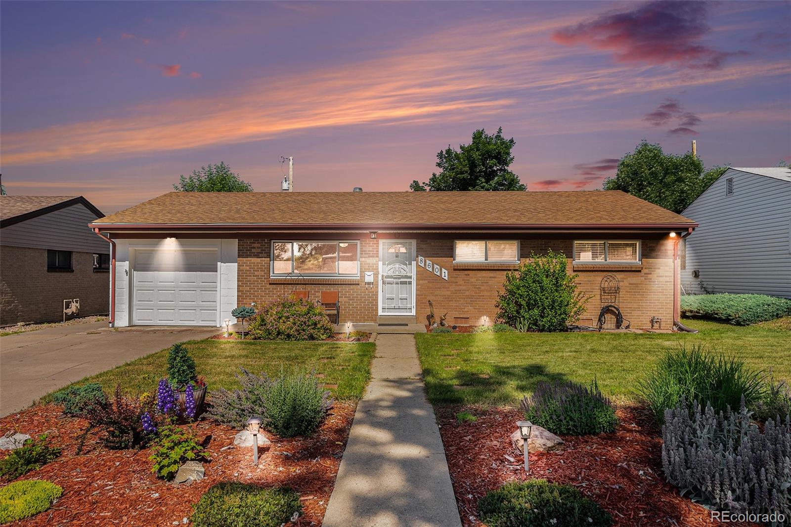 8601  Cedar Lane, westminster MLS: 3435832 Beds: 3 Baths: 2 Price: $515,000