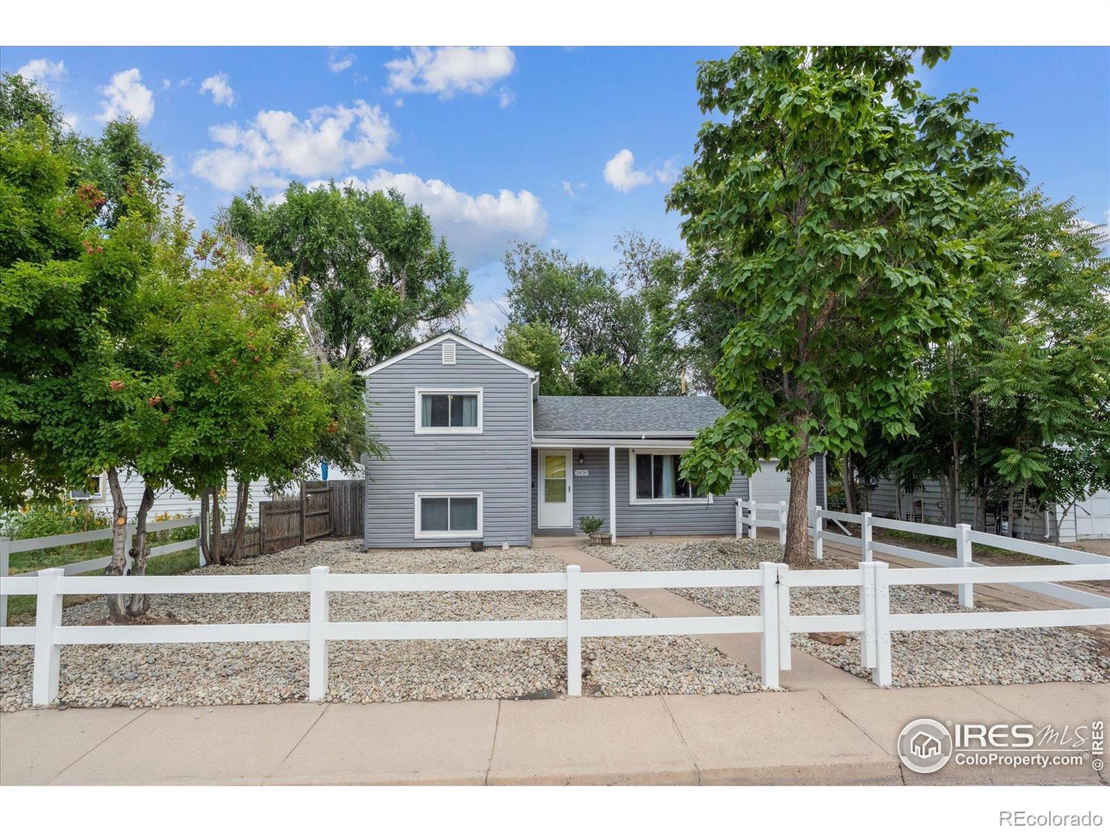 2420  14th Ave Ct, greeley MLS: 4567891039708 Beds: 3 Baths: 2 Price: $365,000