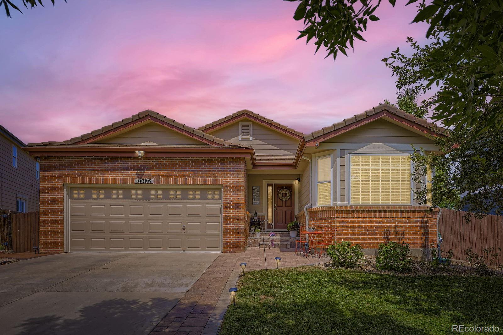 10085  Carson Way, commerce city MLS: 4582262 Beds: 4 Baths: 3 Price: $519,999
