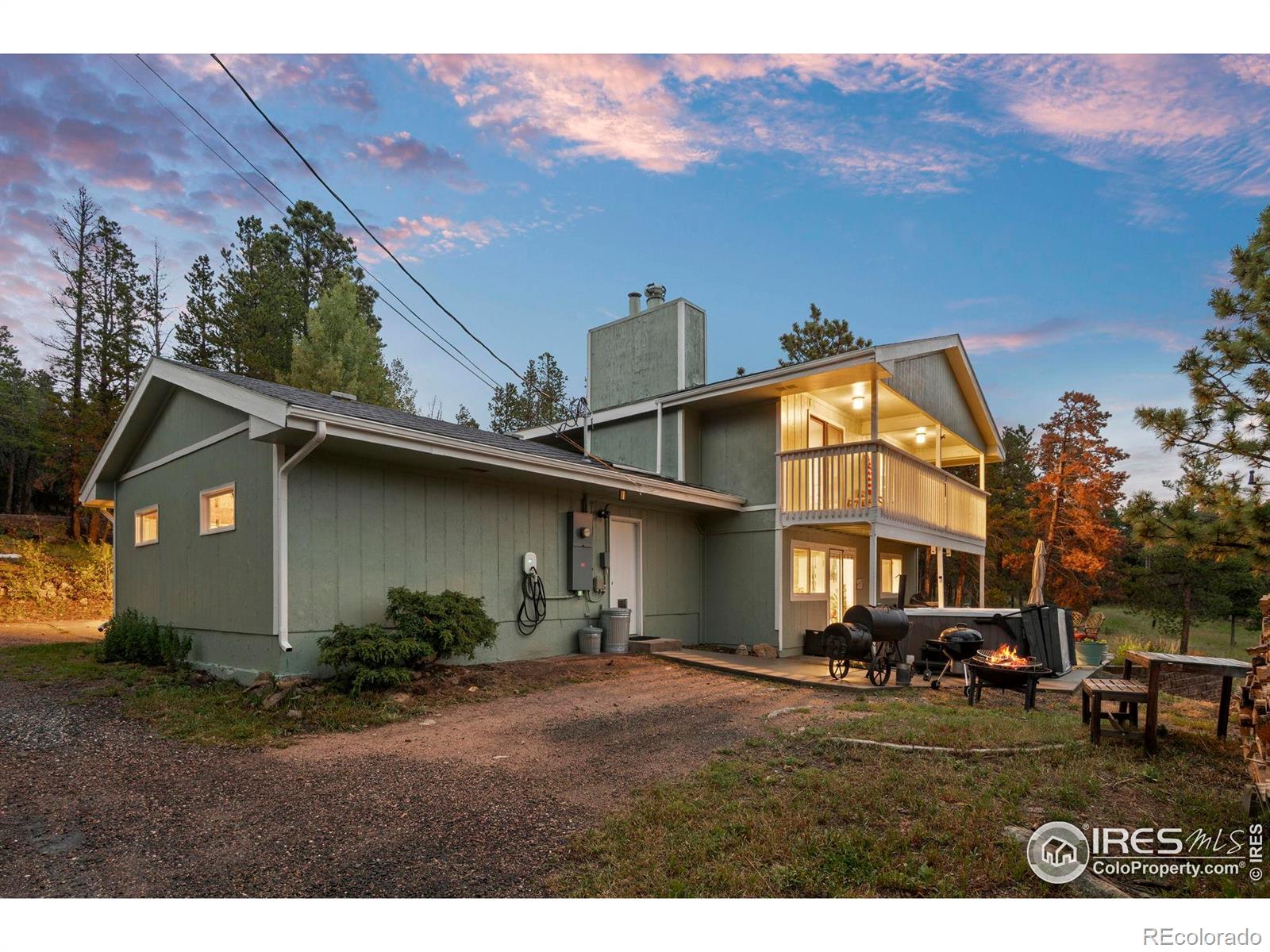 11718  Sidney Road, golden MLS: 4567891039832 Beds: 3 Baths: 2 Price: $675,000