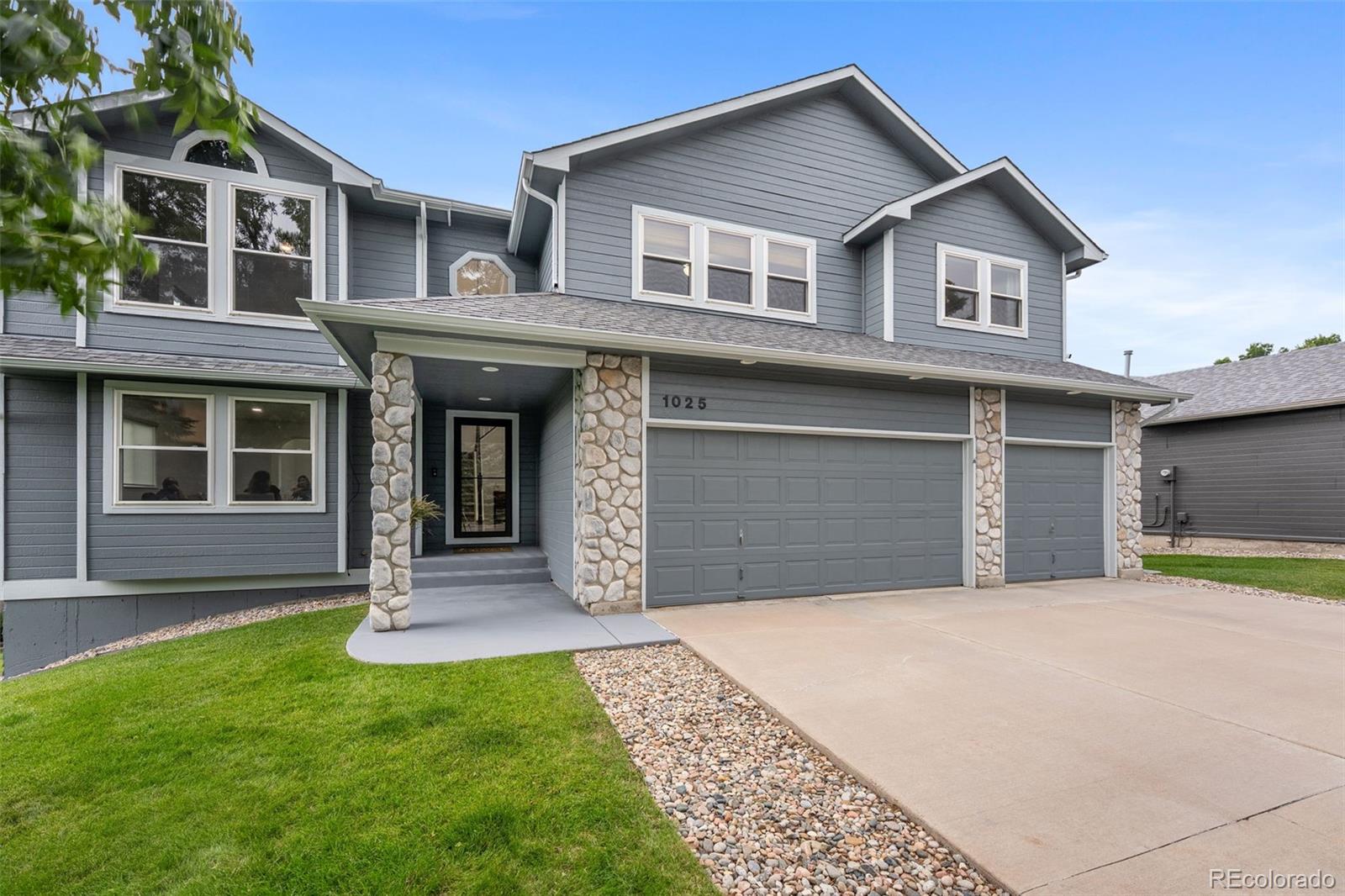 1025  War Eagle Drive, colorado springs  House Search MLS Picture
