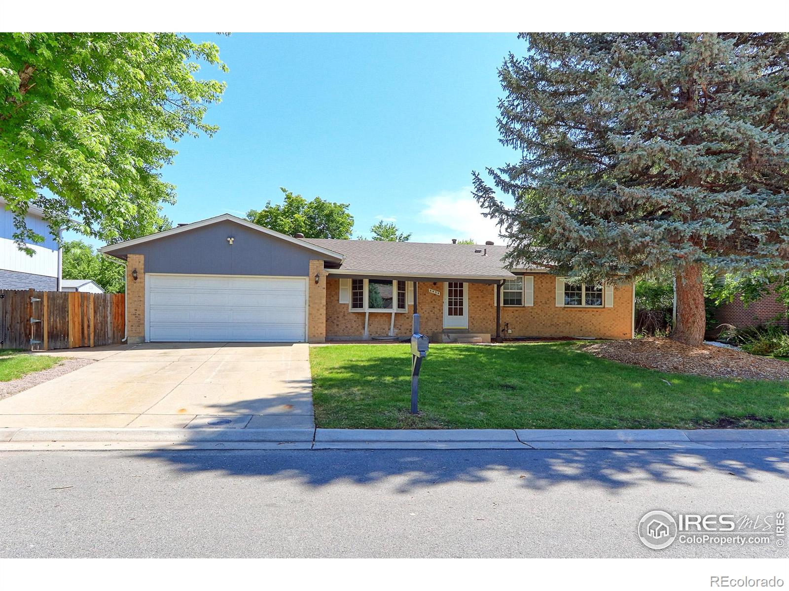 6454 W 85th Avenue, arvada MLS: 4567891039868 Beds: 5 Baths: 3 Price: $649,900