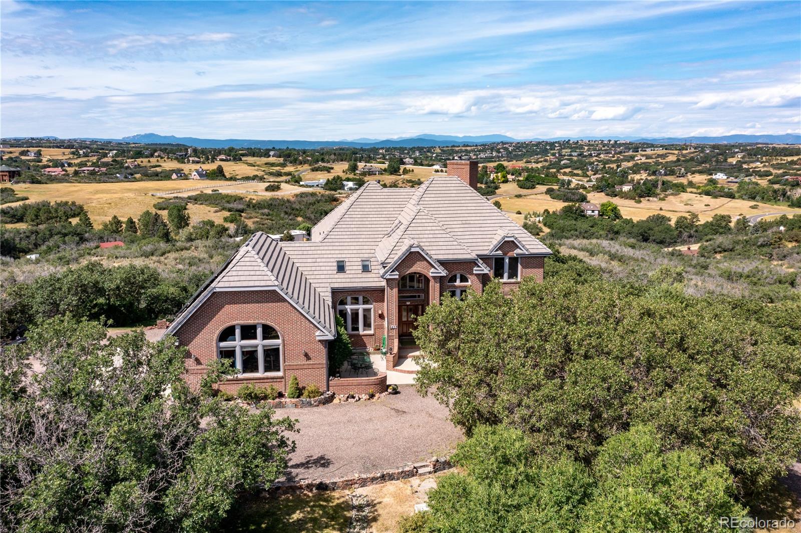 8437  Oak Court, castle rock MLS: 1567026 Beds: 3 Baths: 4 Price: $1,500,000