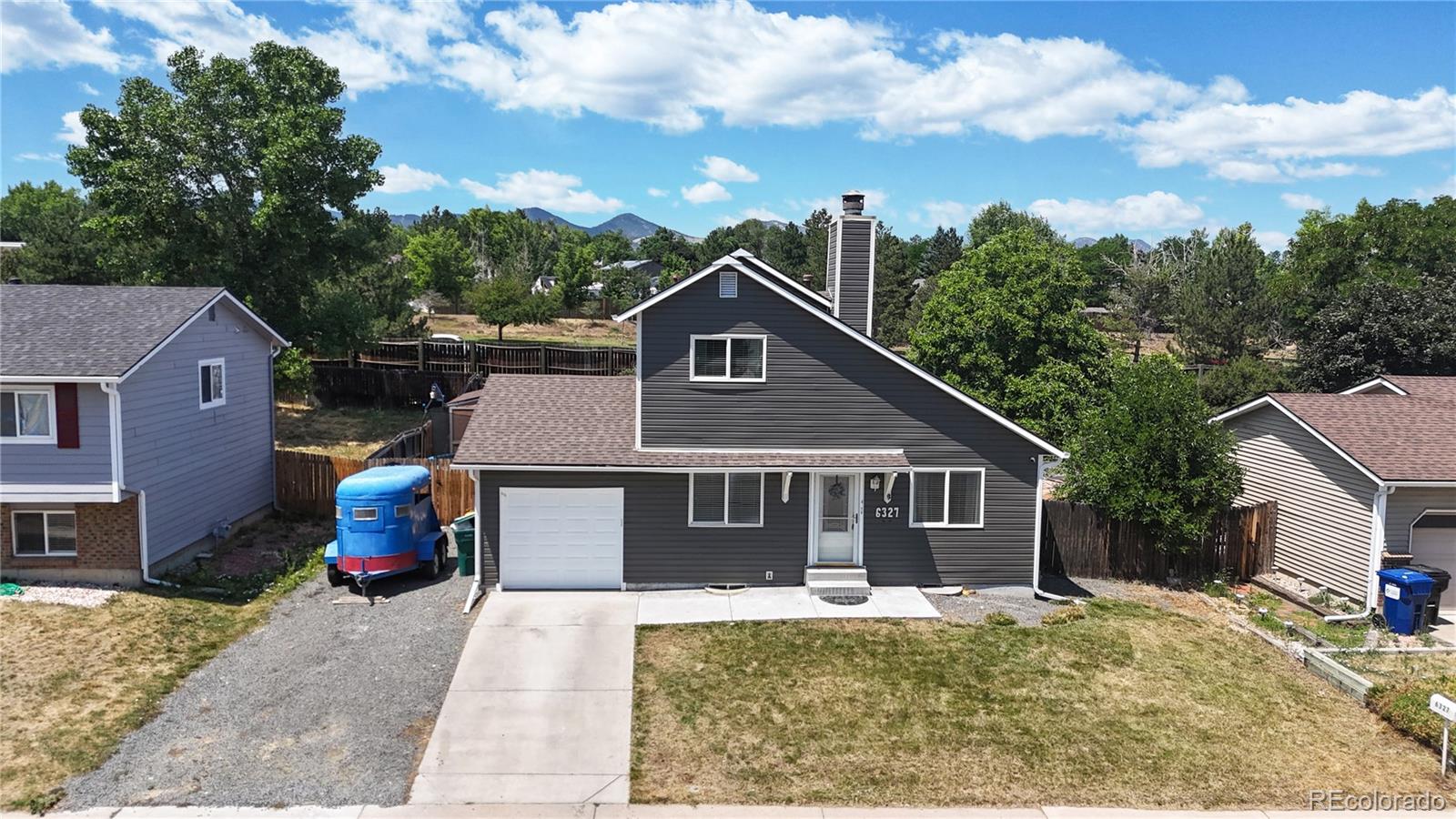 6327 S Johnson Street, littleton MLS: 9970901 Beds: 4 Baths: 3 Price: $570,000