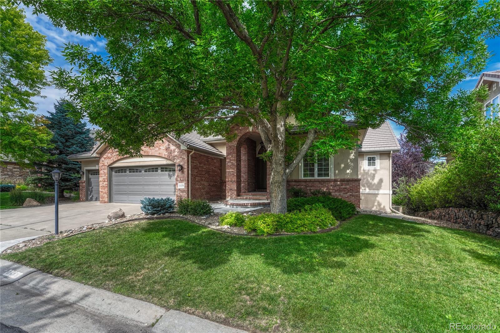 21579 E Ottawa Circle, aurora MLS: 6086581 Beds: 5 Baths: 5 Price: $1,049,000